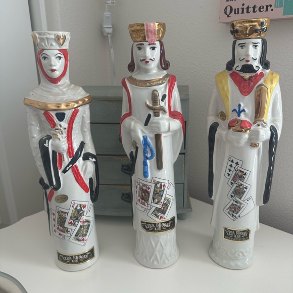 Vintage 1969 Ezra Brooks Empty Decanters Set - Picture 3 of 4